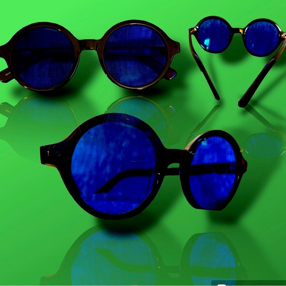 Eye Buy Direct round black +2.5 dark blue progressive lens sunglass read…